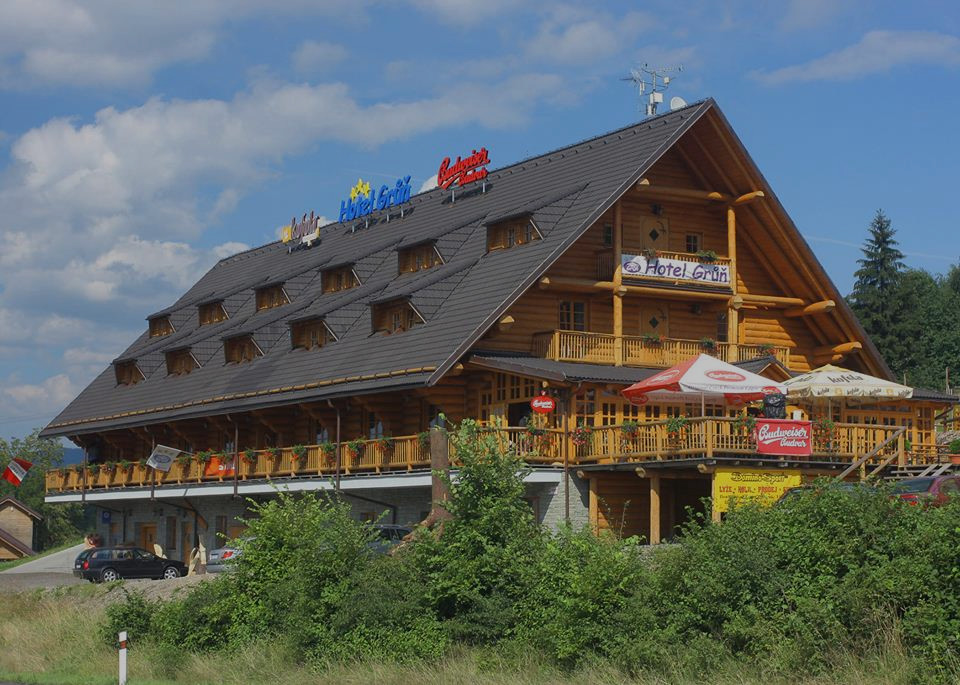 UBYTOVÁNÍ
